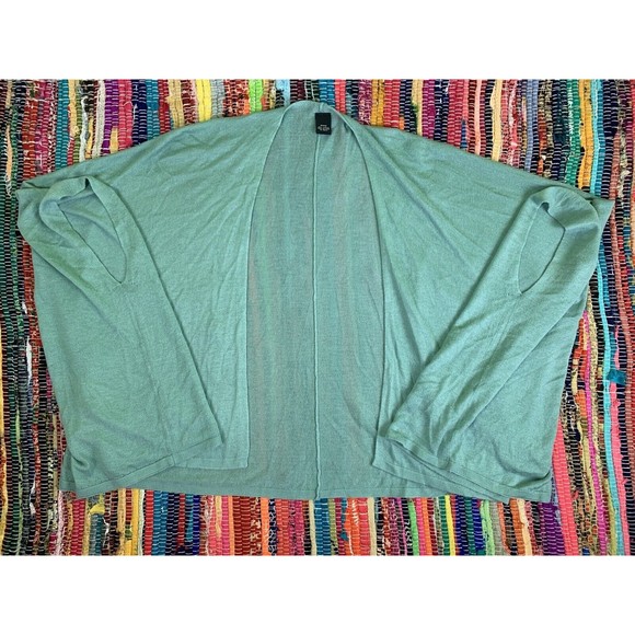 Womens Light Green Knit Poncho Cardigan OSFM Open Front Soft - Picture 4 of 8